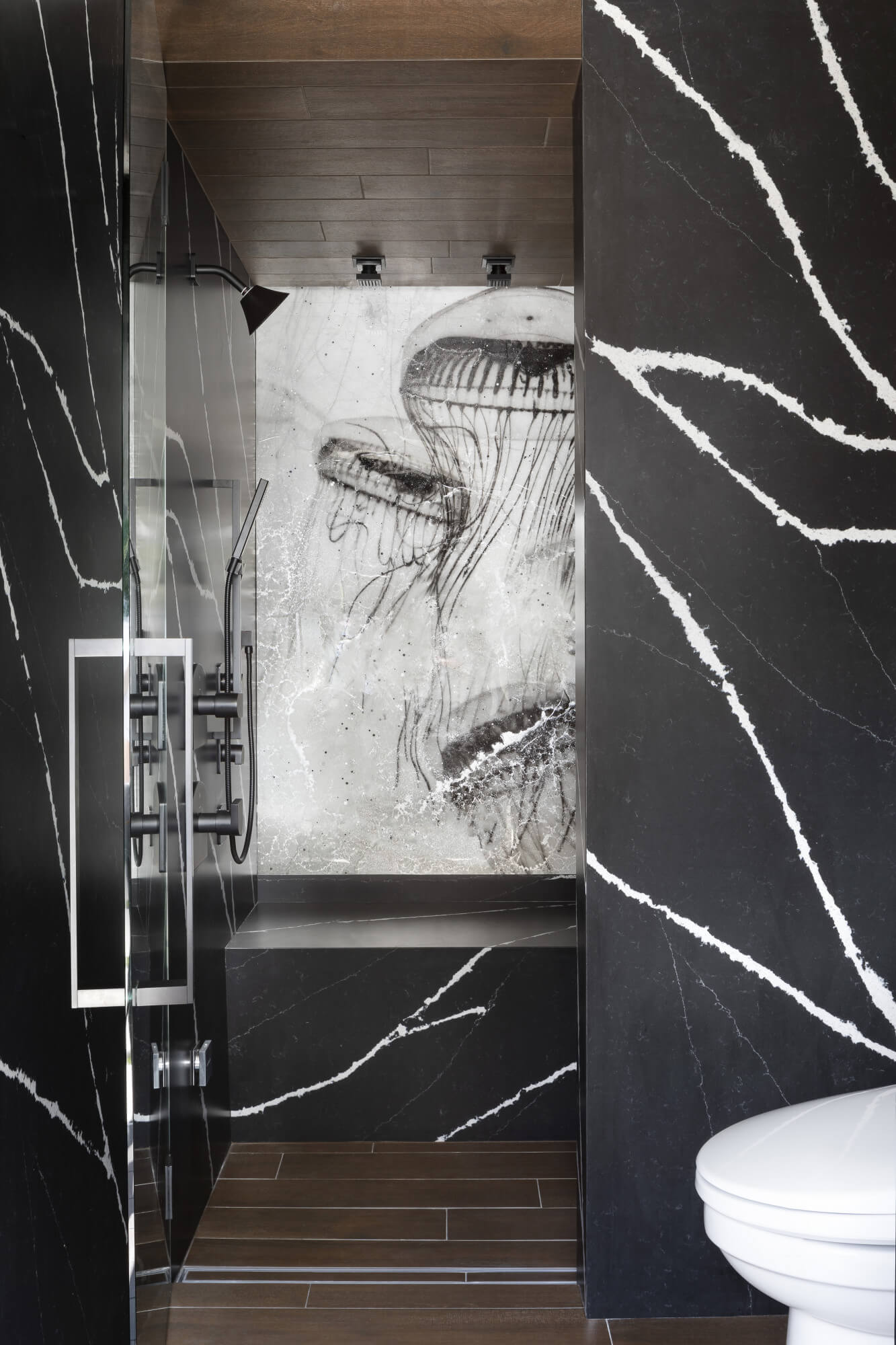 Eternal Marquina Silestone | Vedek Revestimientos